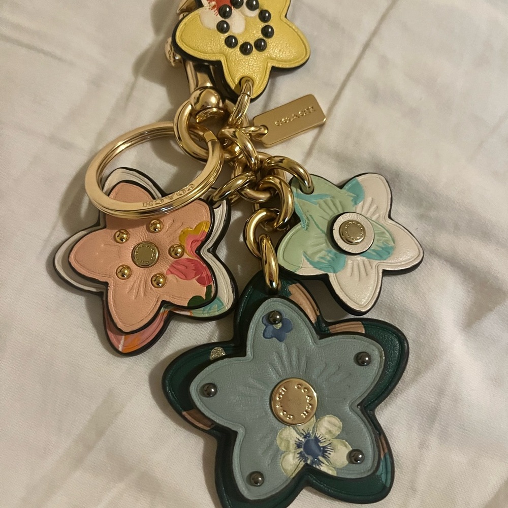 Coach Mystical Floral Wildflower Cluster Bag Charm - Picture 4 of 5